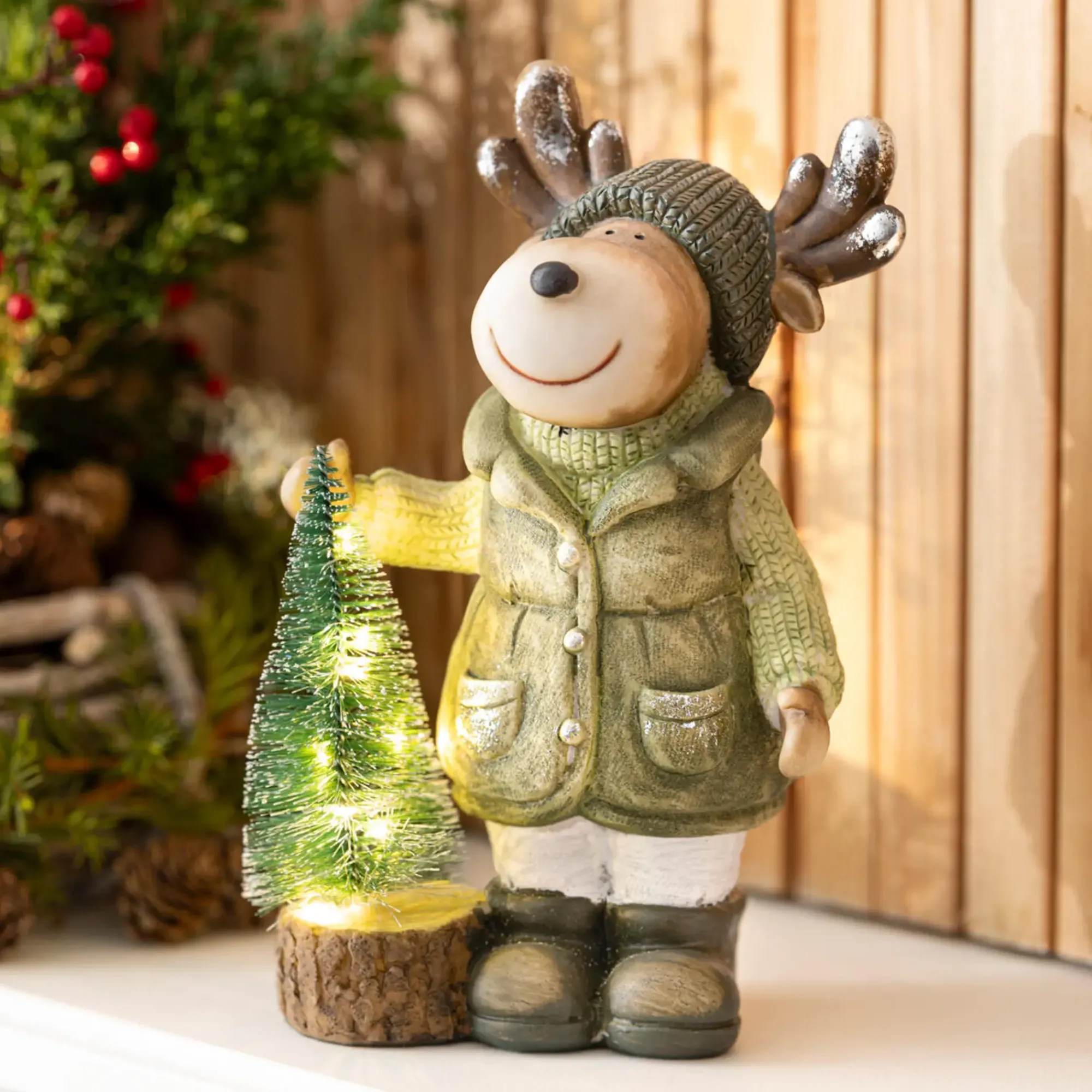 Weihnachtliche Dekofiguren|Tannenbäume|Frank Handels GmbH & Co. KG LED-Elch "Tannenbaum"