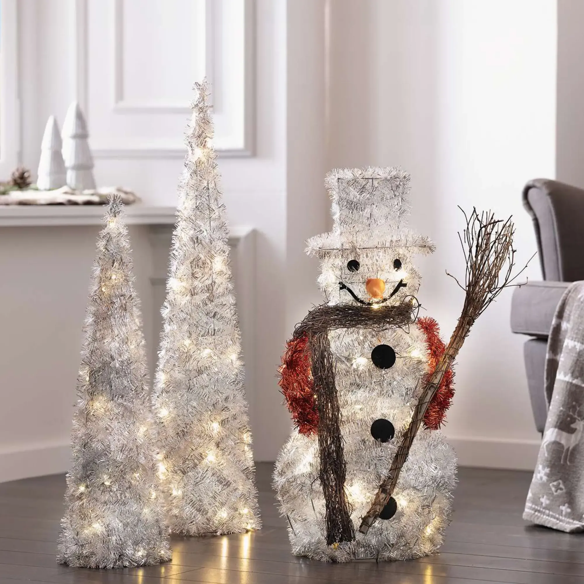 Weihnachtliche Dekofiguren|Weihnachtsmänner|Frank Handels GmbH & Co. KG LED-Schneemann "Silberglimmer"