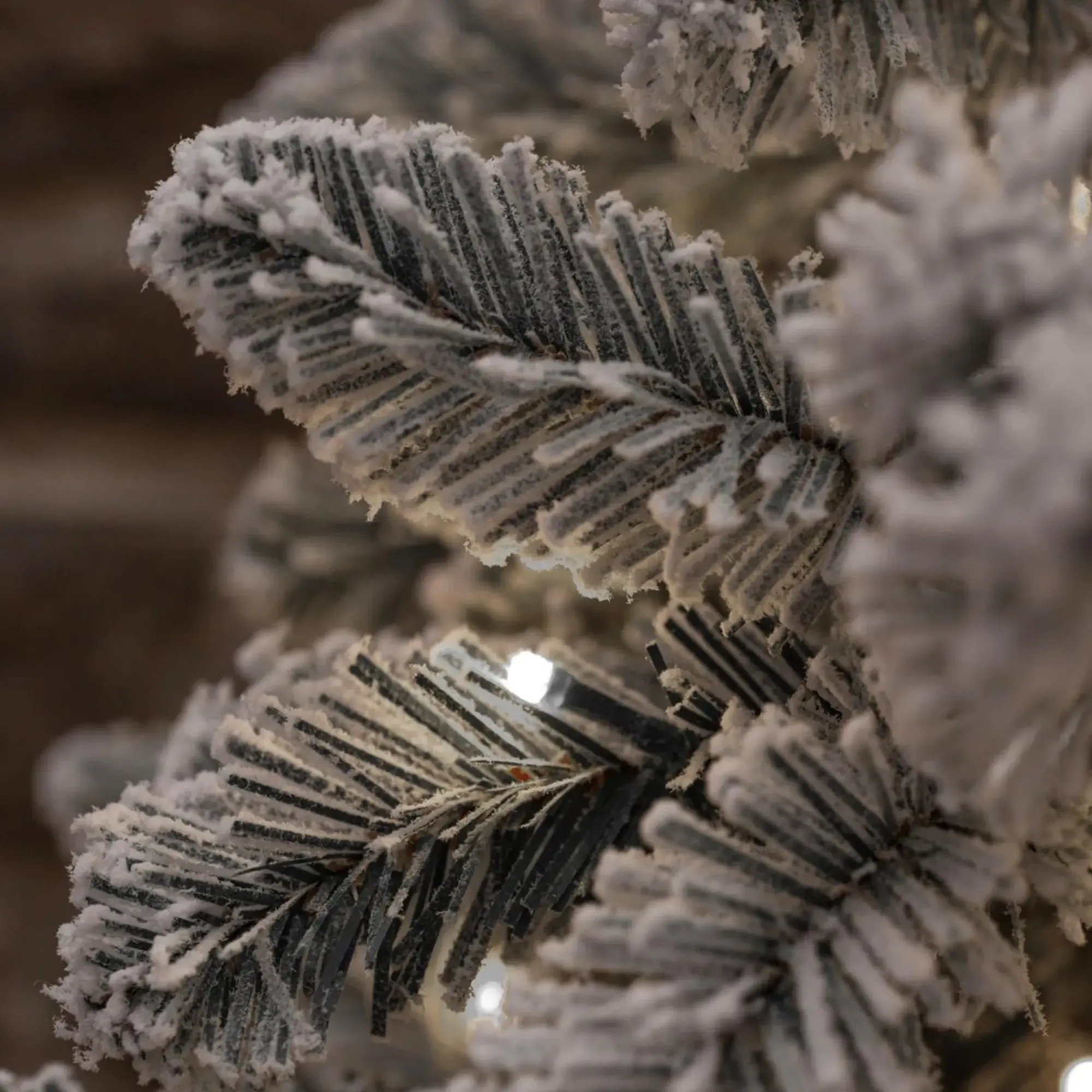 Kunsttannenbäume|Gartenbeleuchtung|Frank Handels GmbH & Co. KG LED-Tannenbaum "Schneebedeckt"