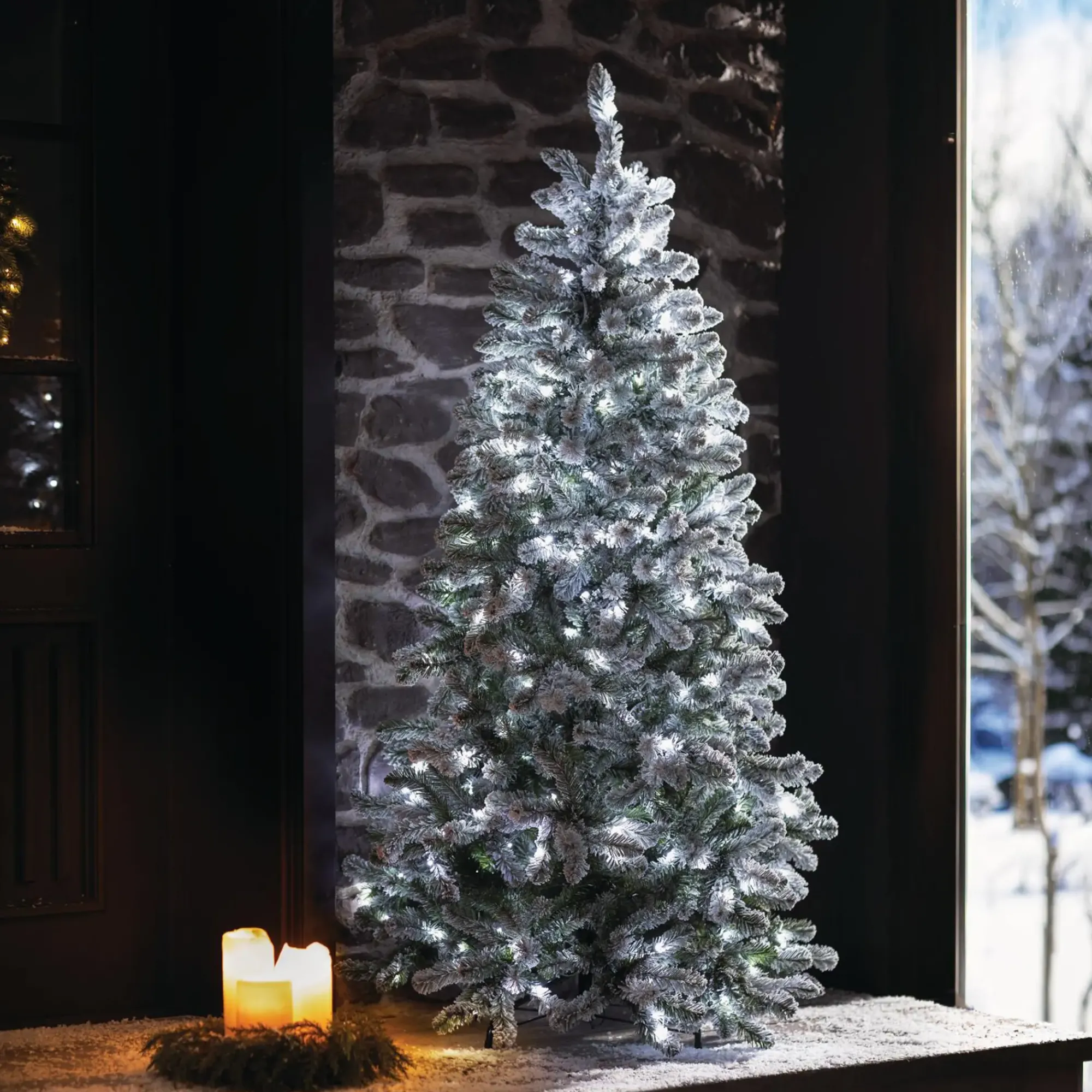 Kunsttannenbäume|Gartenbeleuchtung|Frank Handels GmbH & Co. KG LED-Tannenbaum "Schneebedeckt"