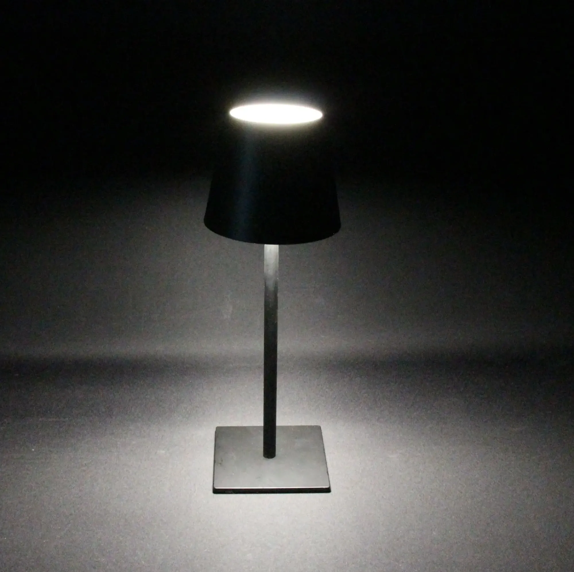 Led-Beleuchtung|Wohnzimmer|Frank Handels GmbH & Co. KG LED-Tischlampe "Black"