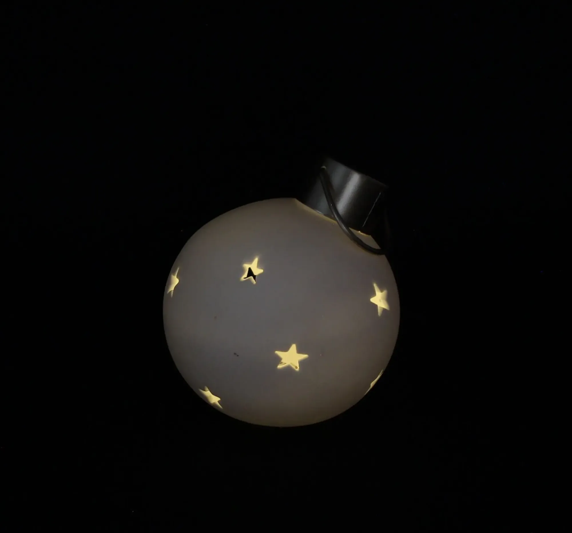 Weihnachtliche Dekokugeln|Weihnachtliche Led-Deko|Frank Handels GmbH & Co. KG LED-Weihnachtskugel "Sterne"