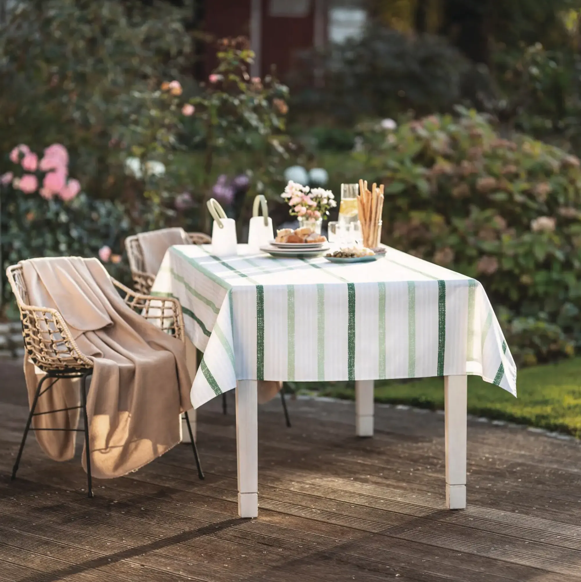 Outdoor-Tafeldecken|Outdoortextilien|Frank Handels GmbH & Co. KG Tafeldecke "Green Stripes"