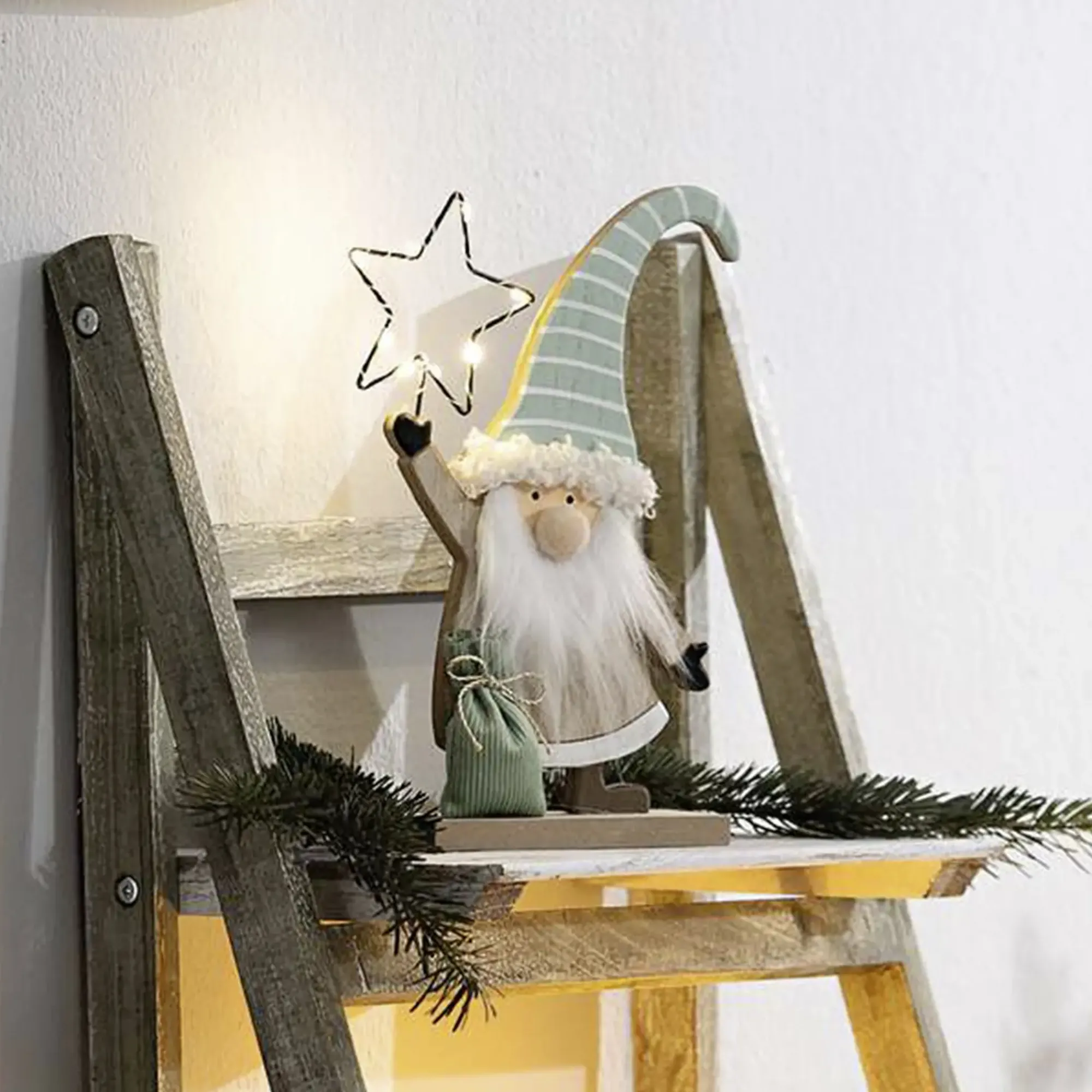 Weihnachtliche Led-Deko|Frank Handels GmbH & Co. KG Wichtel "LED Stern"